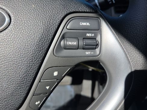Used 2017 Kia Forte LX w/ LX Popular Package FWD image 23
