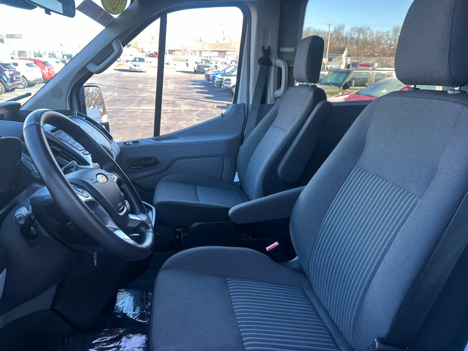 Used 2019 Ford Transit 150 XLT RWD image 12