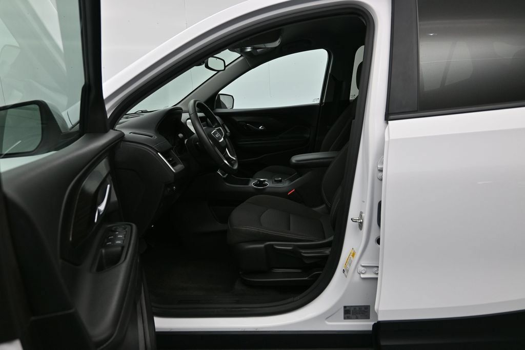 Used 2024 GMC Terrain SLE FWD image 20
