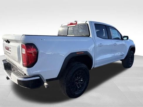 New 2026 GMC Canyon Elevation w/ Convenience Package image 5