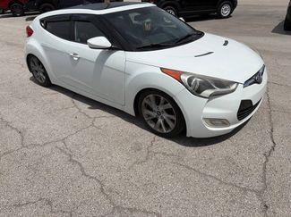 Used 2012 Hyundai Veloster w/ Style Pkg FWD video 1