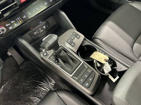 New 2026 Kia Sportage SX AWD/4WD image 18