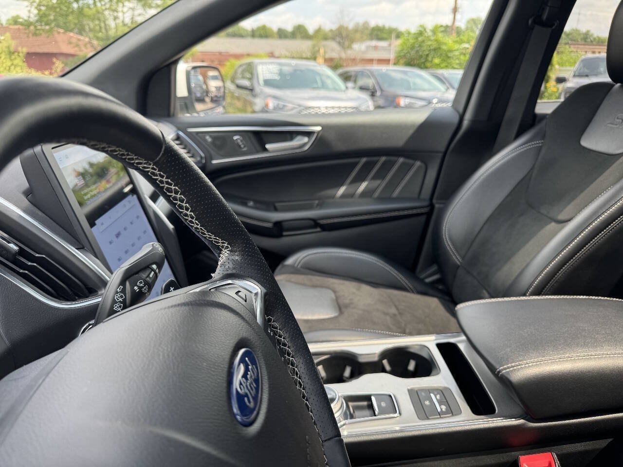 Used 2022 Ford Edge ST w/ Equipment Group 401A AWD/4WD image 23