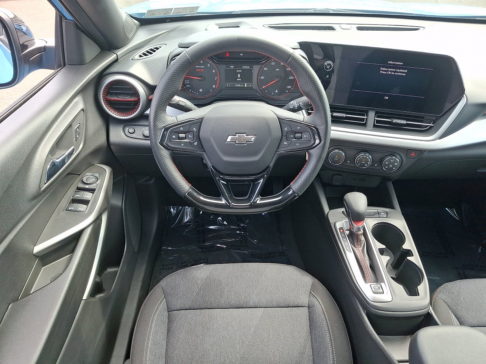 Used 2024 Chevrolet Trax RS FWD image 11