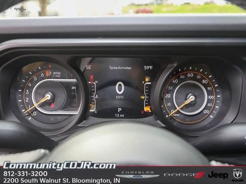 New 2025 Jeep Gladiator Sport w/ Premium Package image 11