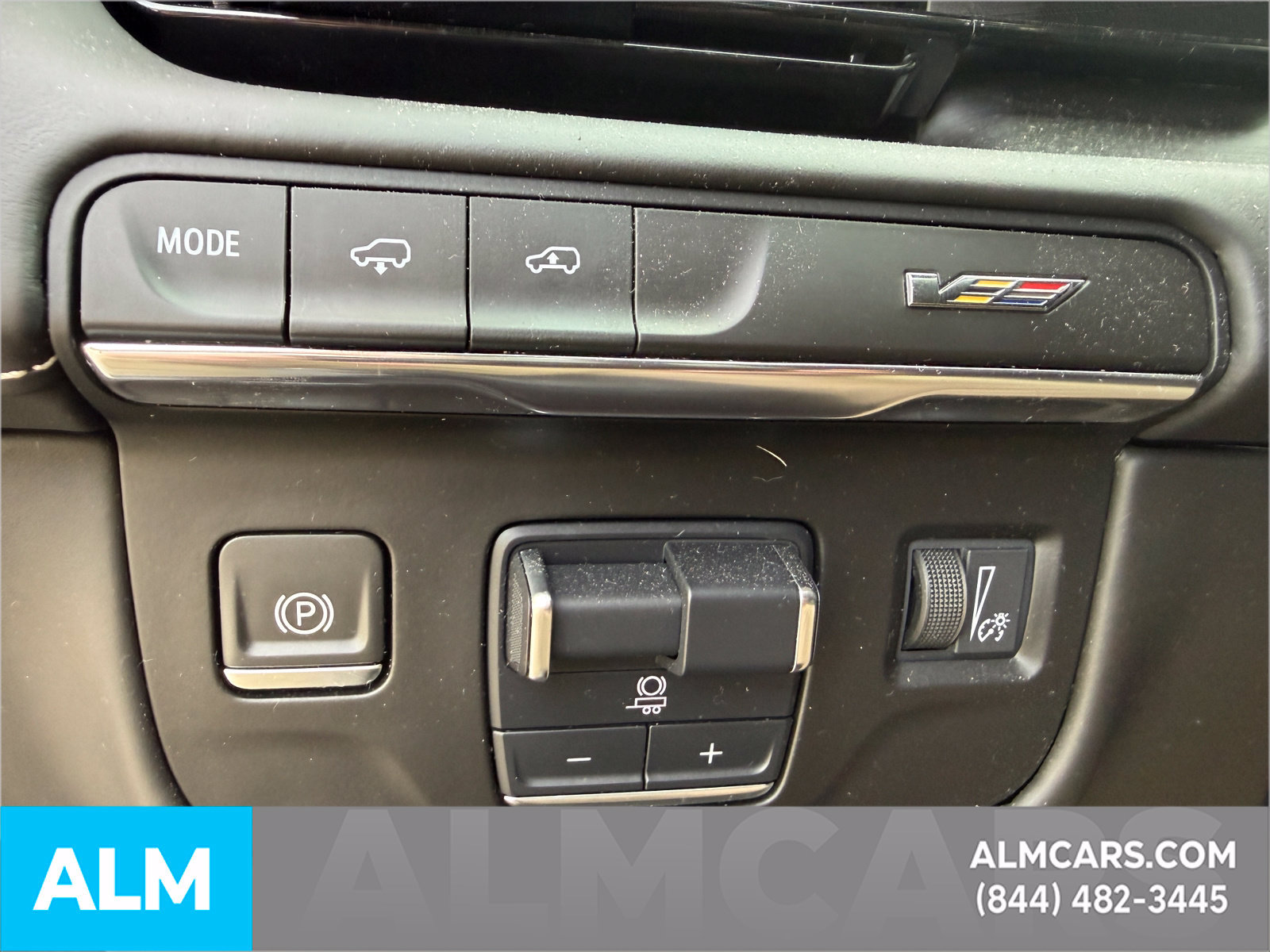 Used 2023 Cadillac Escalade V AWD/4WD image 32