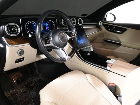 Used 2022 Mercedes-Benz C 300 4MATIC Sedan image 4