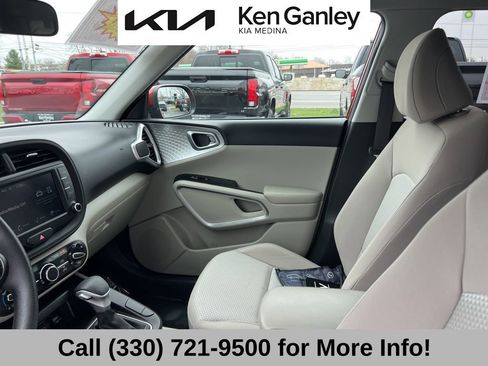 Certified 2023 Kia Soul LX w/ LX Technology Package image 39