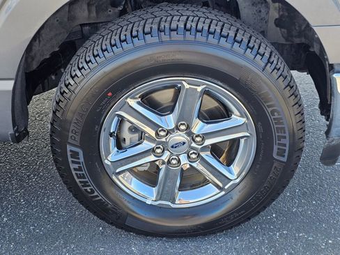 Used 2024 Ford F150 XLT w/ Tow/Haul Package image 9
