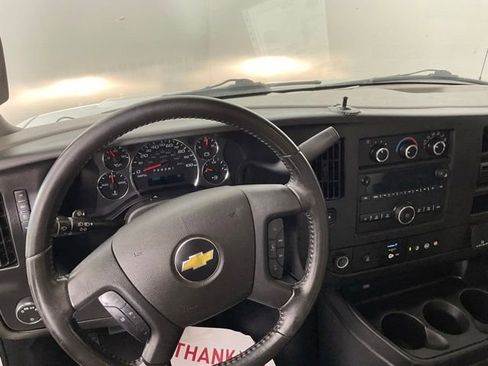 Used 2020 Chevrolet Express 3500 Extended w/ Driver Convenience Package RWD image 20
