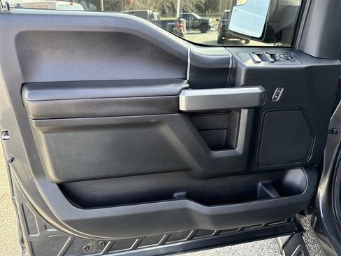 Used 2018 Ford F150 XLT w/ Equipment Group 302A Luxury image 19