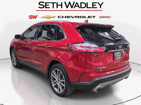Used 2020 Ford Edge Titanium image 5