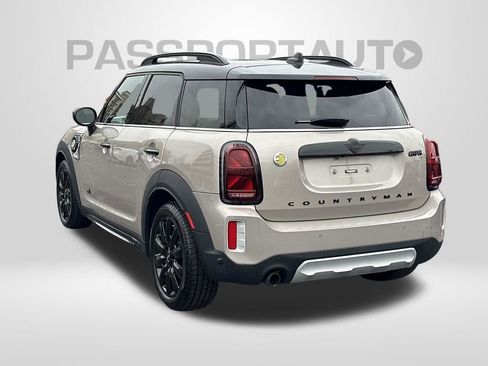 Used 2023 MINI Cooper Countryman SE w/ Storage Package image 2