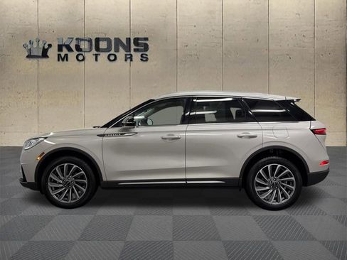 Certified 2023 Lincoln Corsair Reserve w/ Equipment Group 201A image 4