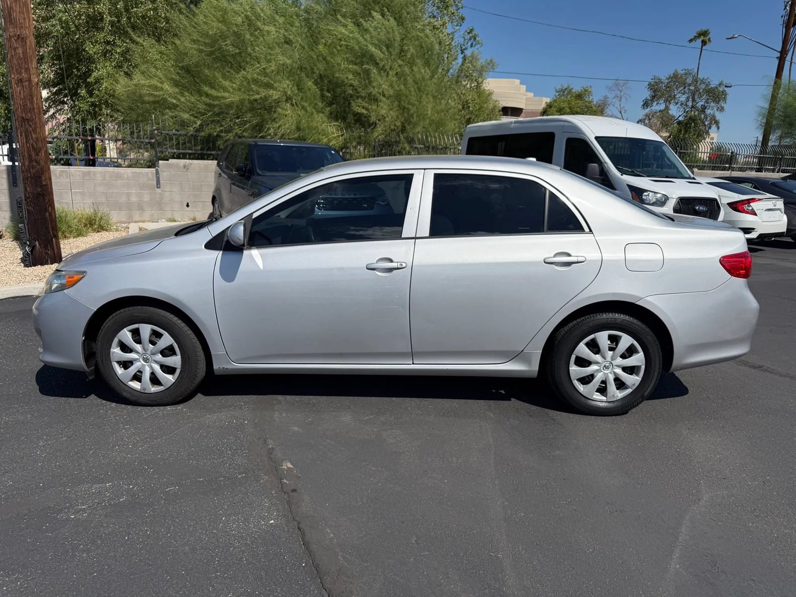 Used 2010 Toyota Corolla LE FWD image 8
