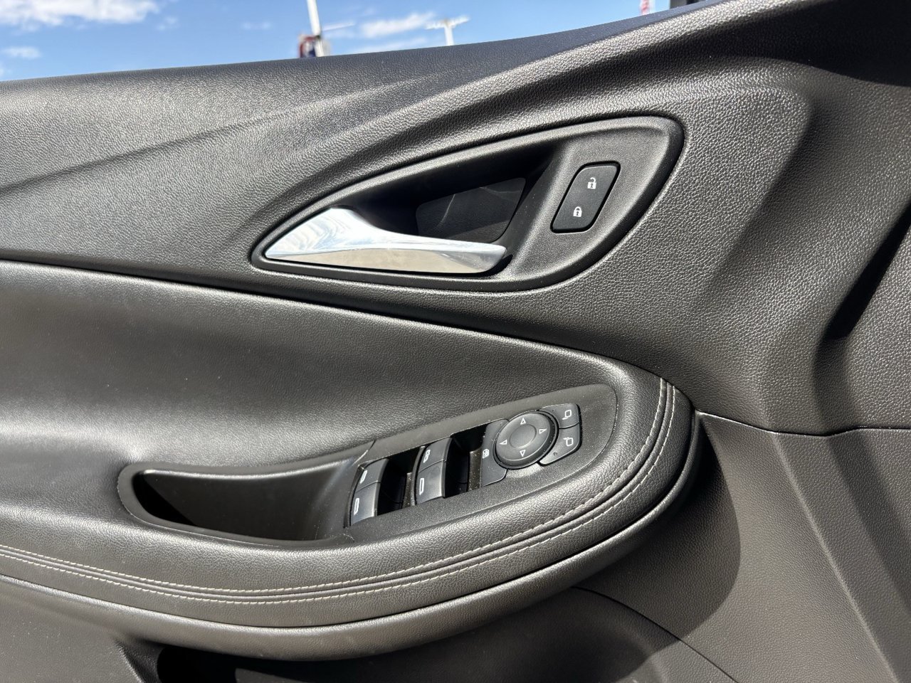 Used 2021 Buick Encore GX Preferred FWD image 19