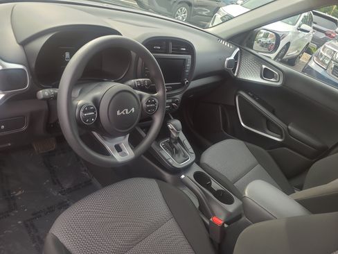 Used 2023 Kia Soul LX FWD image 15