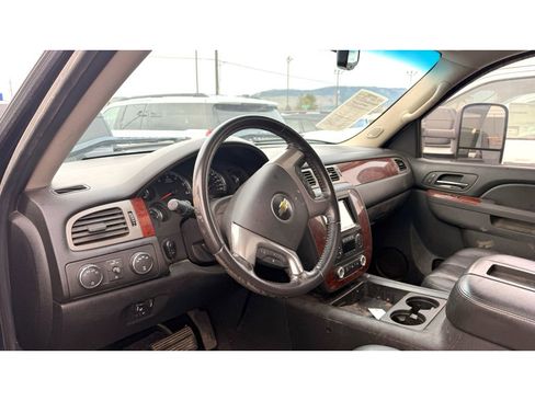 Used 2011 Chevrolet Silverado 1500 LTZ image 3