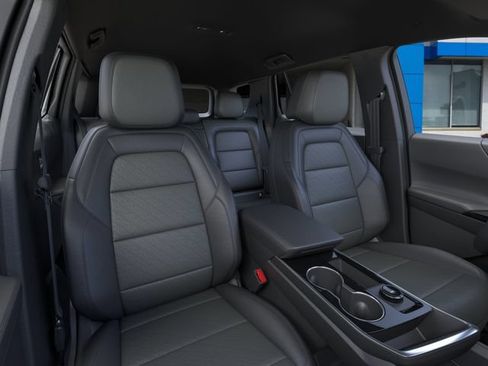 New 2026 Chevrolet Equinox LT w/ Convenience Package II FWD image 16
