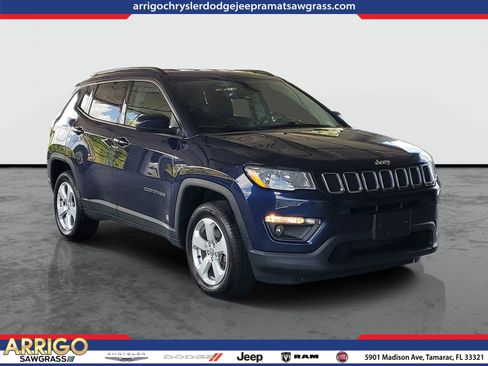 Used 2021 Jeep Compass Latitude AWD/4WD image 1