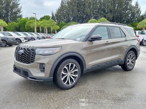 New 2026 Ford Explorer ST-Line RWD image 4