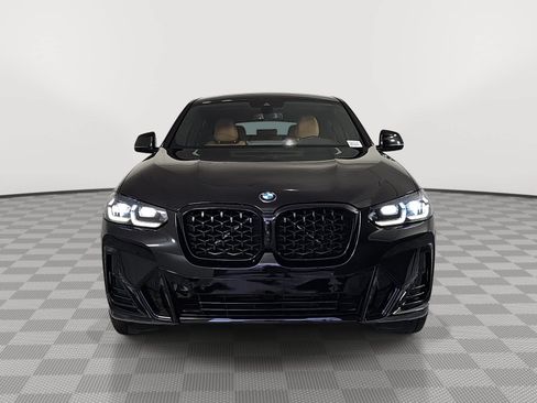 Used 2025 BMW X4 xDrive30i w/ M Sport Package AWD/4WD image 3