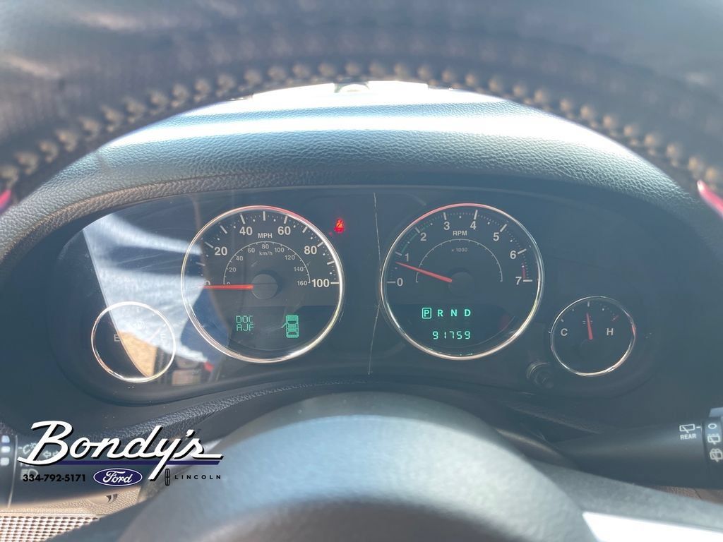 Used 2013 Jeep Wrangler Unlimited Sport AWD/4WD image 4