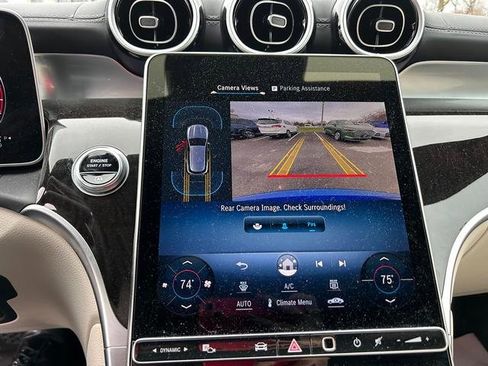 Used 2024 Mercedes-Benz GLC 300 4MATIC image 15