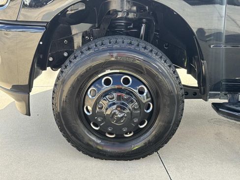Used 2026 RAM 3500 Big Horn AWD/4WD image 4