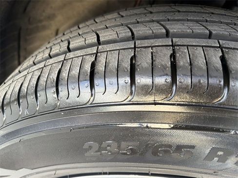 Certified 2022 Toyota Highlander XLE image 33