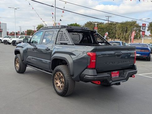 New 2025 Toyota Tacoma Trailhunter image 11