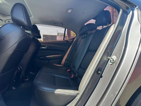 Used 2018 Acura TLX FWD image 20