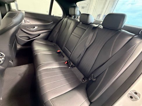 Used 2021 Mercedes-Benz E 350 Sedan image 29