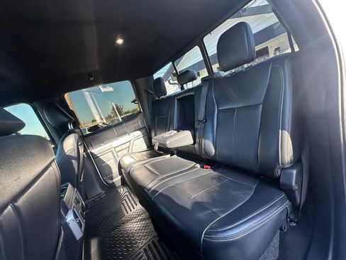 Used 2022 Ford F250 Lariat w/ Black Appearance Package AWD/4WD image 43