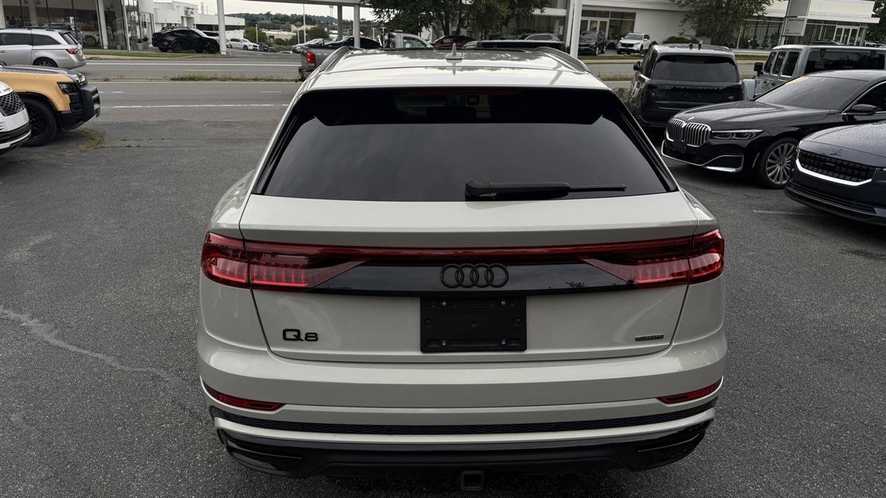 Used 2023 Audi Q8 Premium Plus AWD/4WD image 14