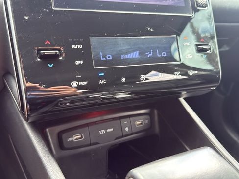Used 2022 Hyundai Tucson SEL w/ Convenience + Premium Package FWD image 22