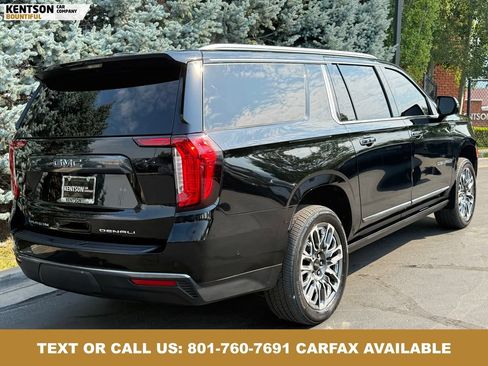 Used 2023 GMC Yukon XL Denali Ultimate AWD/4WD image 9