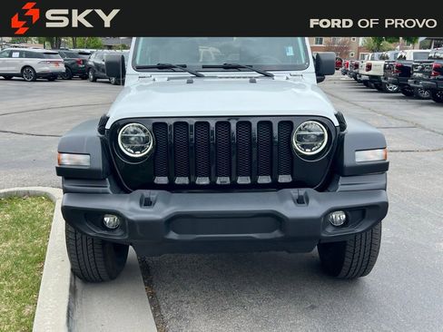 Used 2020 Jeep Wrangler Unlimited Sport AWD/4WD image 4