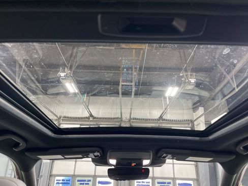 Used 2026 Subaru Forester Limited image 32