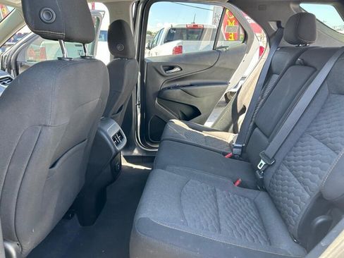 Used 2021 Chevrolet Equinox LT FWD image 40