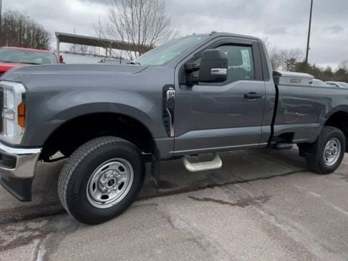 Used 2024 Ford F250 XL w/ Snow Plow Prep Package image 6