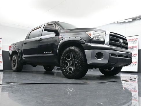 Used 2011 Toyota Tundra 4x4 CrewMax image 36