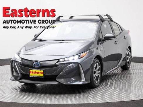 Used 2022 Toyota Prius Prime XLE image 1