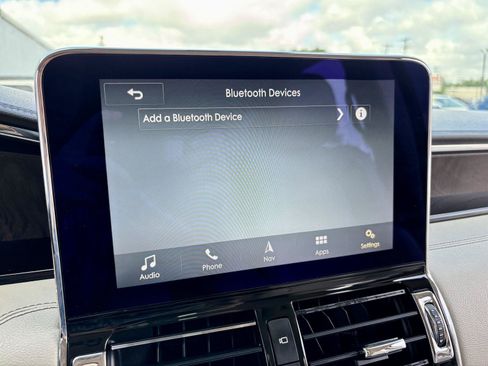Used 2018 Lincoln Navigator Select AWD/4WD image 34