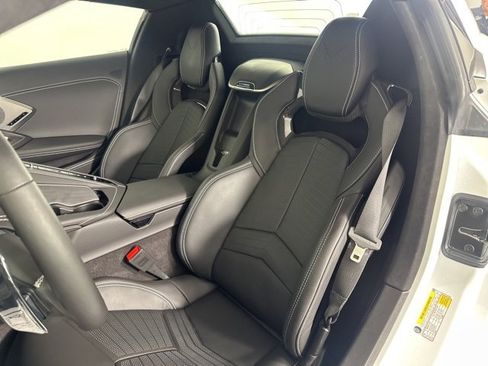 New 2024 Chevrolet Corvette Stingray Premium Conv image 18