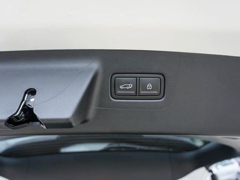 New 2026 Hyundai Santa Fe SE FWD image 10