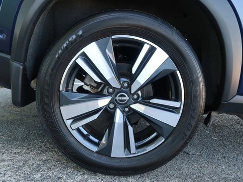 Used 2024 Nissan Rogue SL AWD/4WD image 49