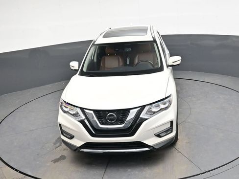 Used 2018 Nissan Rogue SL w/ Premium Package image 32