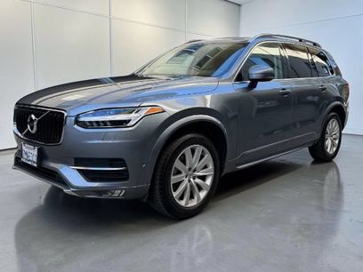 Used 2016 Volvo XC90 T6 Momentum