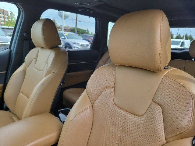 Certified 2022 Kia Telluride SX w/ Towing Package FWD image 18